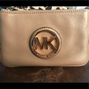 Michael Kors Fulton Wristlet